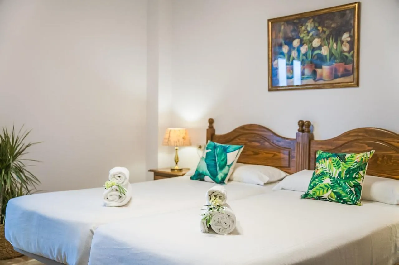 Ideal Property Mallorca - El Palmeral Petra  Country house