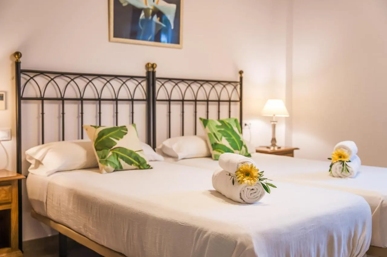 Ideal Property Mallorca - El Palmeral Petra  Country house Petra (Mallorca)